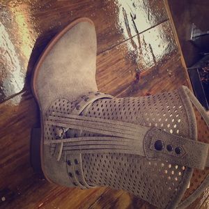 Matisse coconuts rawhide shirt boot
